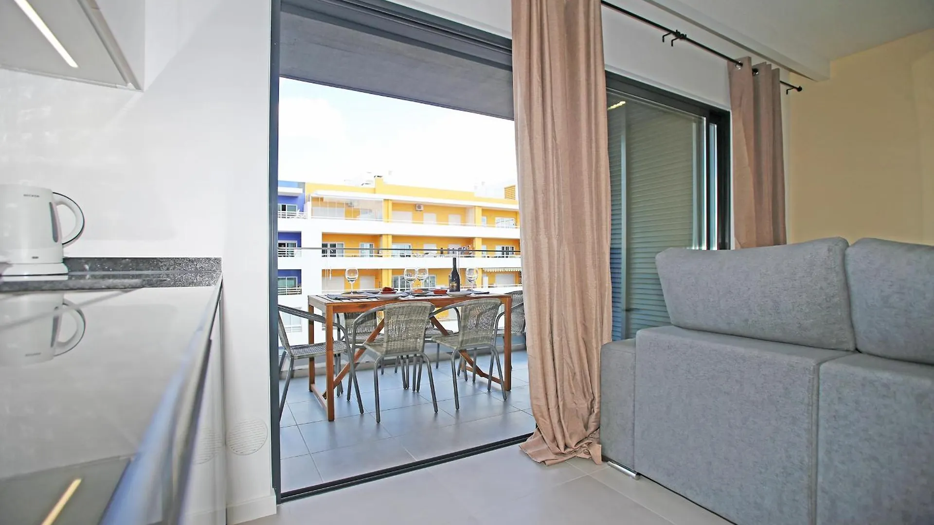 B24 - Terrace Quintao Apartment In Portimão Portugal